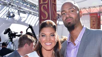 Hope Solo y Su Marido, Jerramy Stevens: Las Fotos que Tienes que Ver
