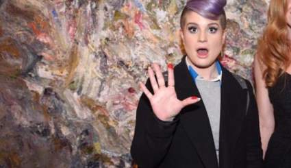 VÍDEO: Kelly Osbourne Hace Comentario Racista Sobre los Latinos