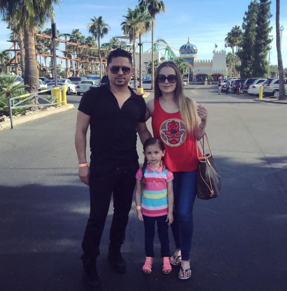 Larry Hernandez, Kenia Ontiveros