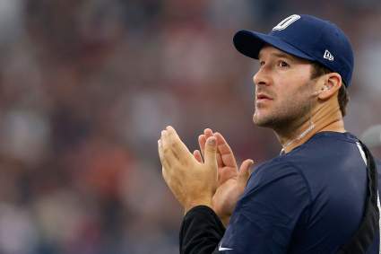 VER: Tony Romo Esta Entrenando con los Cowboys De Nuevo [Vídeo]