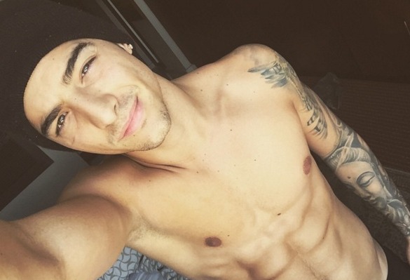 Noticias de Maluma, Maluma Sin Camisa, Maluma Sin ropa, Maluma Desnudo, Maluma Billboard