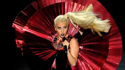 Lady Gaga Cantará el Himno Nacional en Super Bowl 2016: 5 Cosas que Tienes que Saber