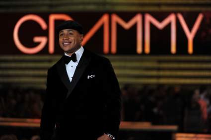 ¿Quién es el Anfitrión de los Grammys 2016?