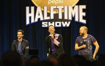 ¿A qué hora es el Show de Medio Tiempo Del Super Bowl 50?