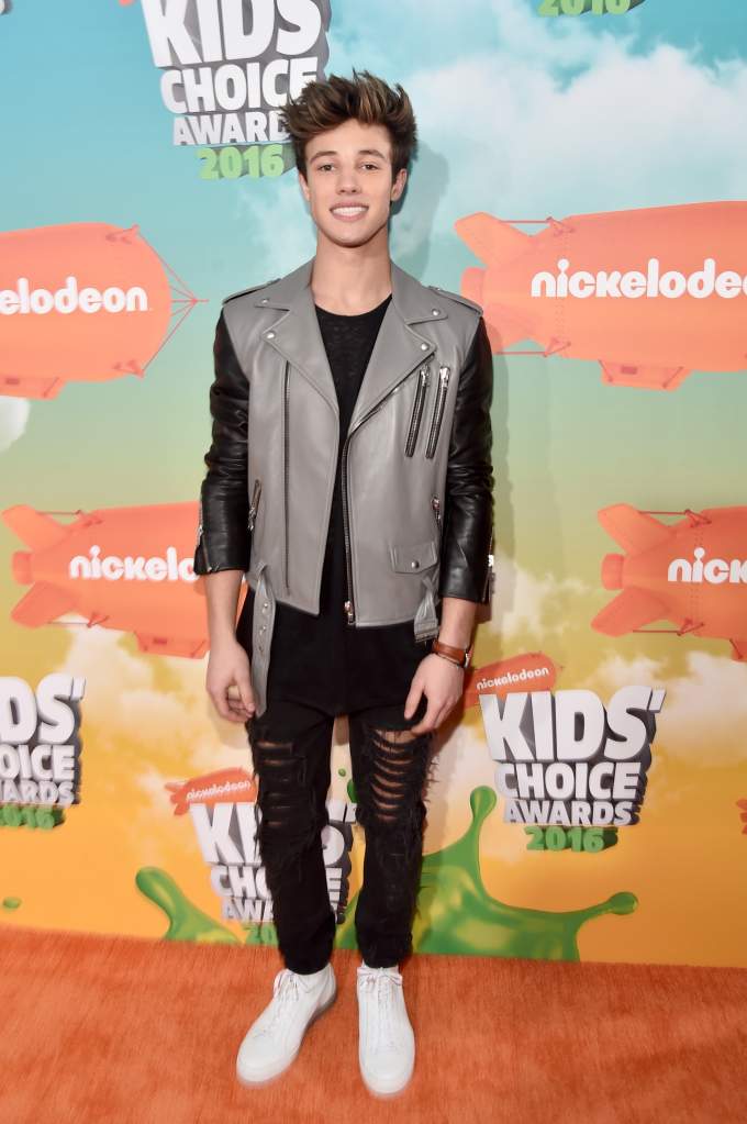 Nickelodeon's 2016 Kids' Choice Awards - Red Carpet