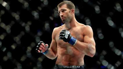 Como Ver UFC 199 Rockhold vs. Bisping en Vivo por Internet y Móvil