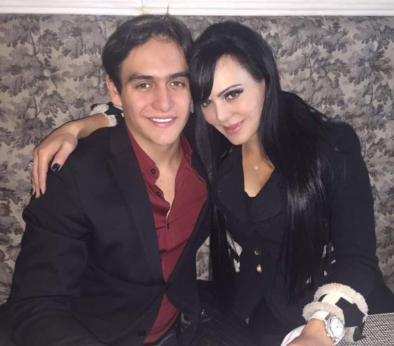 Julián Figueroa y su mamá Maribel Guardia (Facebook)