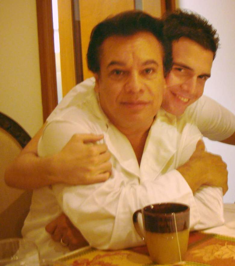 Juan Gabriel y Jas Devael (Facebook/Jas Devael)