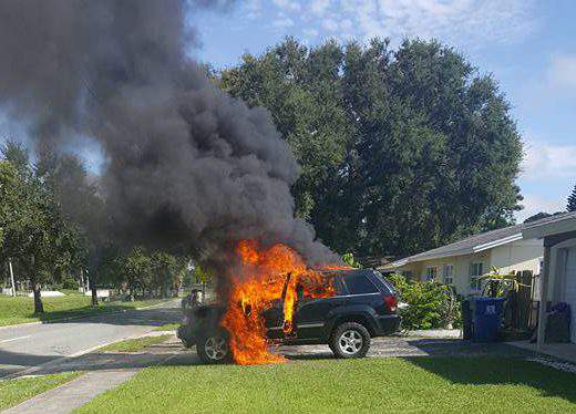 Una batería de iones de litio en un teléfono Note 7 se cree que ha causado este incendio de la Florida.(Facebook / Nathan y Lydia Dornbacher)