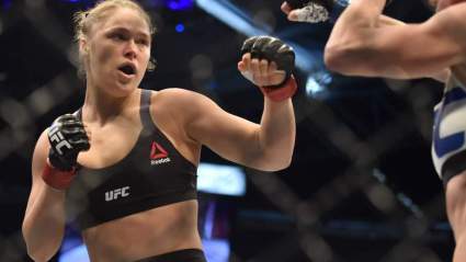 Cómo Ver UFC 207 Rousey vs. Nunes en Vivo por Internet y Móvil