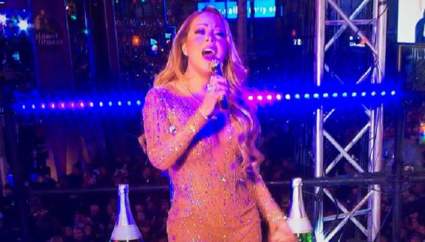 VER: La presentación desastrosa de Mariah Carey en Times Square 2017