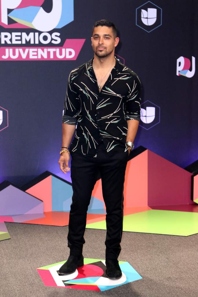 Univision's "Premios Juventud" 2017 Celebrates The Hottest Musical Artists And Young Latinos Change-Makers - Arrivals