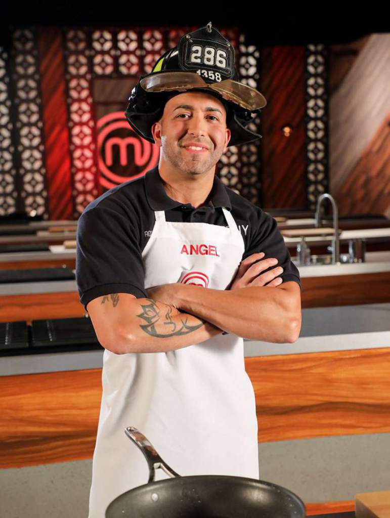 Angel Roblese, el bombero, eliminado de MasterChef