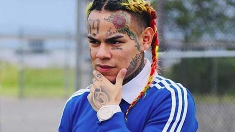 Tekashi 6ix9ine arrestado por cargos de armas de fuego y extorsión