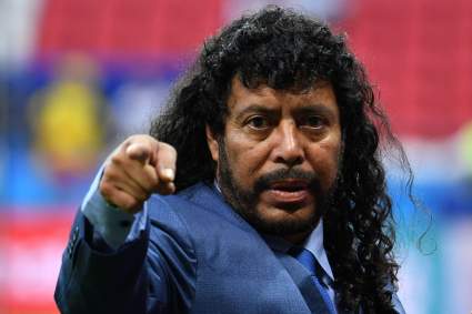 Higuita se cortó su melena a sus 52 años: ¿por qué lo hizo el portero?