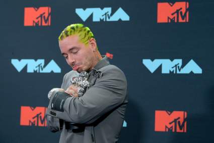 TOP 5 Videos de Famosos – 12 de Mayo, 2020