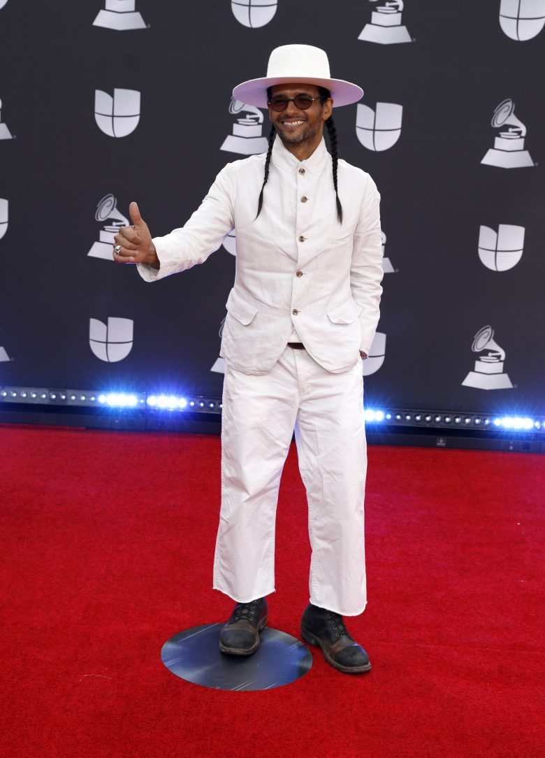 Latin Grammy 2019: Peores looks de la Alfombra [FOTOS], Peores vestidos, Draco Rosa