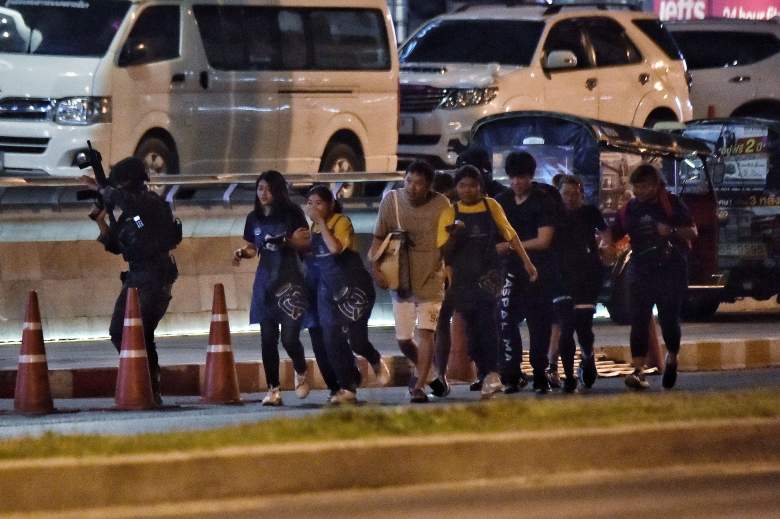 Militar asesina a 20 personas en centro comercial y lo transmite en vivo: ¿dónde?: VIDEO