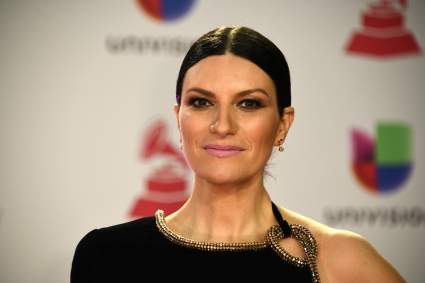 Laura Pausini arremete contra cobertura por la muerte de Diego Maradona ¿Qué dijo la cantante?