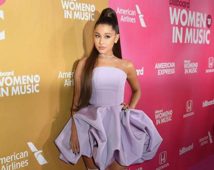 Ariana Grande estrena romance: ¿Quién es su nuevo novio?