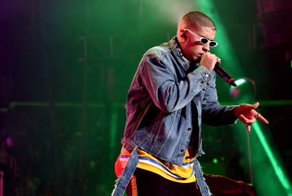 Bad Bunny se vuelve drag queen: míralo en el video de “Yo perreo sola”