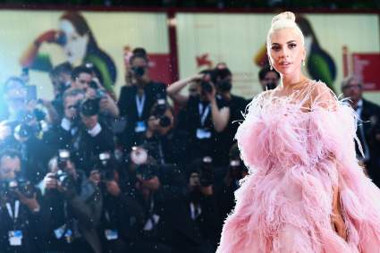 A sus 34 años Lady Gaga quiere ser mamá y casarse: ¿está enamorada?