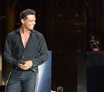 No vas a creer como lucía Luis Miguel cuando era niño: VIDEOS