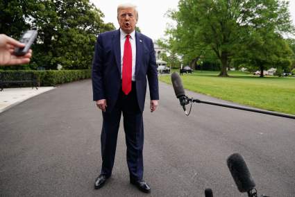 Jim Carrey le tose en la cara a Trump: ¿qué polémica se armó?: VIDEO