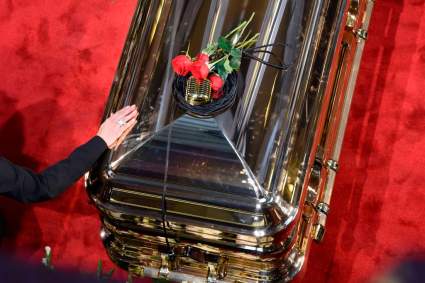 Muerte de José José: su hijo duda que sus cenizas sean reales