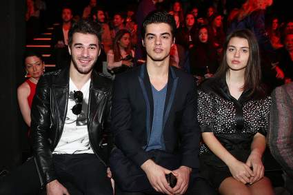 [FOTOS] Salim, el galán de “Cennet”, luce abdominales de infarto