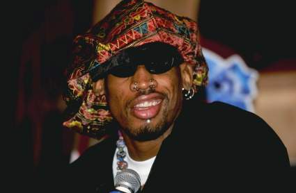 Dennis Rodman revela el increíble lugar donde tuvo sexo con Carmen Electra: ¿cómo es su actual relación con la actriz?