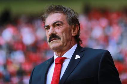 Giro inesperado contra Ricardo La Volpe: el escándalo sexual que podría llevarlo a prisión