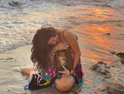 Ana Patricia Gámez le cumple el último deseo a su padre