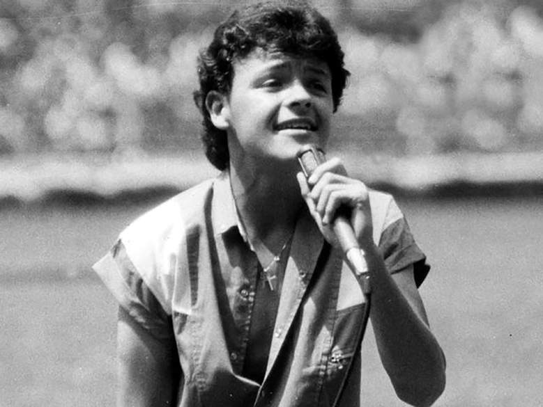 Pedro Fernández acaba de cumplir 51 años de edad Pedro Fernández acaba de cumplir 51 años de edad
