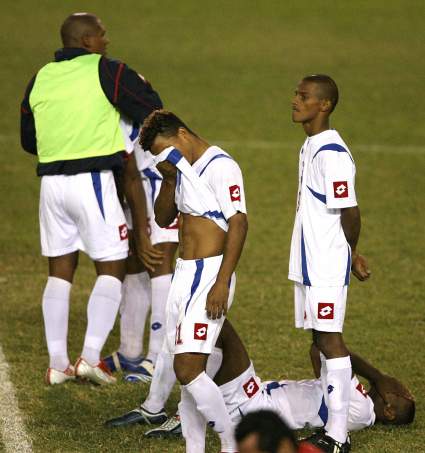 CONCACAF cerca de postergar fechas de eliminatoria