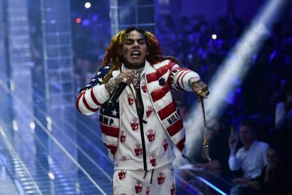 Demandan a Tekashi 6ix9ine por vídeo sexual con una menor de edad: ¿Por qué?