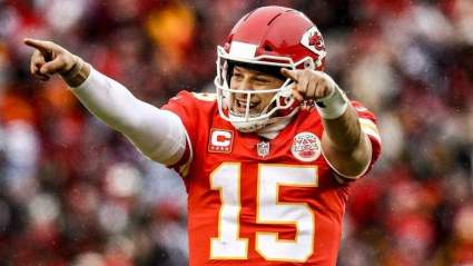 [VIDEO] Patrick Mahomes remonta el partido con este pase y presenta su candidatura a MVP de la NFL