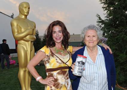 Murió actriz de Titanic y Regreso al futuro: ¿Cómo murió Elsa Raven?