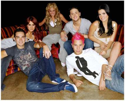 ¿Cuánto dinero recaudó RBD por el concierto “Ser o Parecer”?
