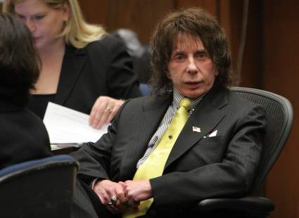 Murió Phil Spector: el productor que asesinó a famosa actriz en 2009: ¿Cómo murió?