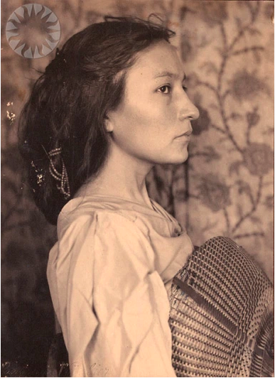 Zitkala-Sa.