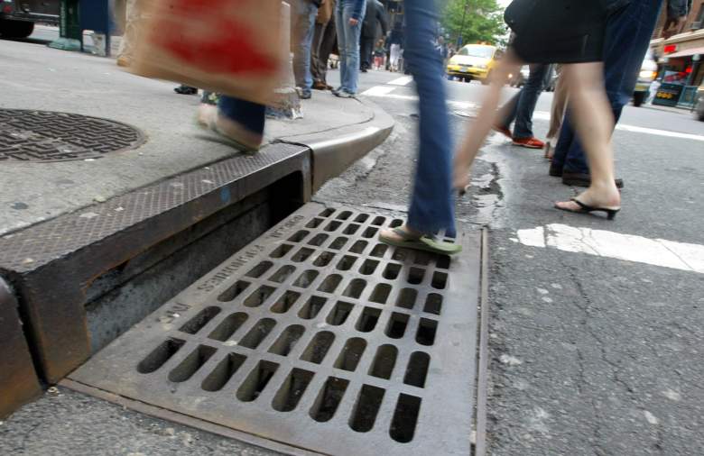 Hallan en una alcantarilla a mujer desaparecida hacía 20 días: ¿Cómo sobrevivió?