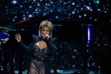 Alejandra Guzmán insiste en que su hija Frida Sofía es una enferma mental: [Video]