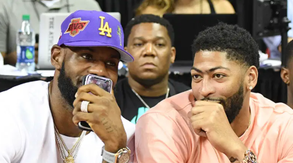 Video de Anthony Davis gozándose a LeBron James se vuelve viral ¿qué hacía?
