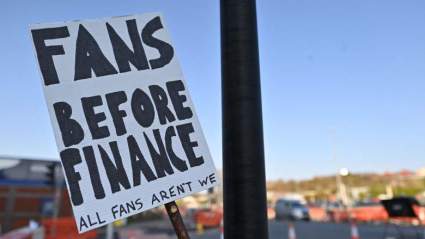[VIDEO] Los fans del Barcelona claman contra la Superliga europea