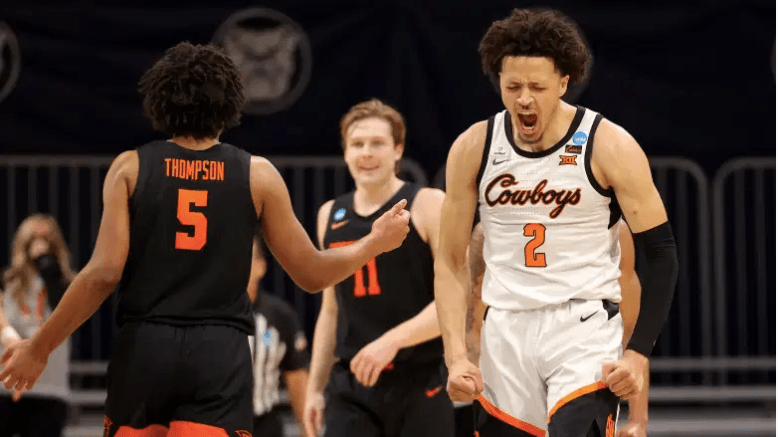 Cade Cunningham #2 de los Cowboys del estado de Oklahoma