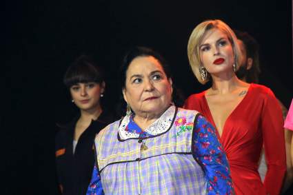 Carmen Salinas está muy grave: Está conectada a un respirador