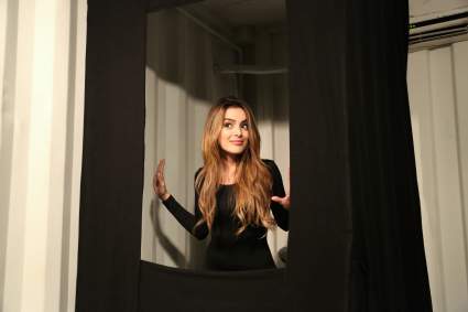 Daniella Navarro comienza a quitar caretas y enfrentó a Toni Costa