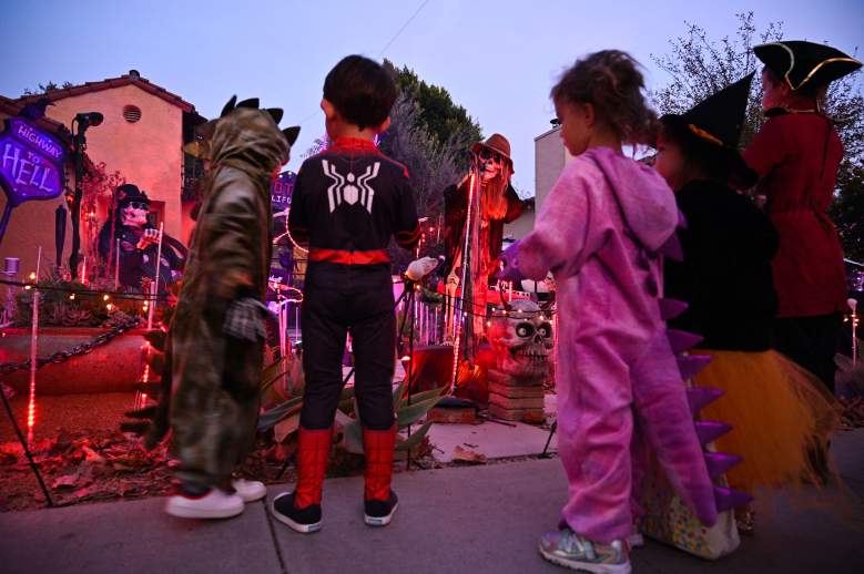 Encuentran hojas de afeitar que se repartieron en un barrio de Estados Unidos durante Halloween