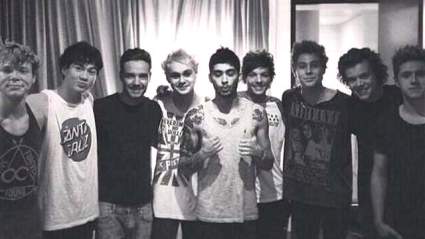 5 Segundos de Verano 5SOS End One Direction Tour con Abanicos Proud